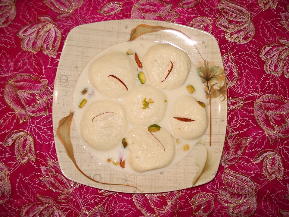 অফিস পার্টি বক্স