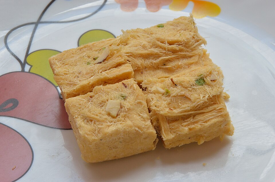 ক্লাসিক সোনপাপড়ি